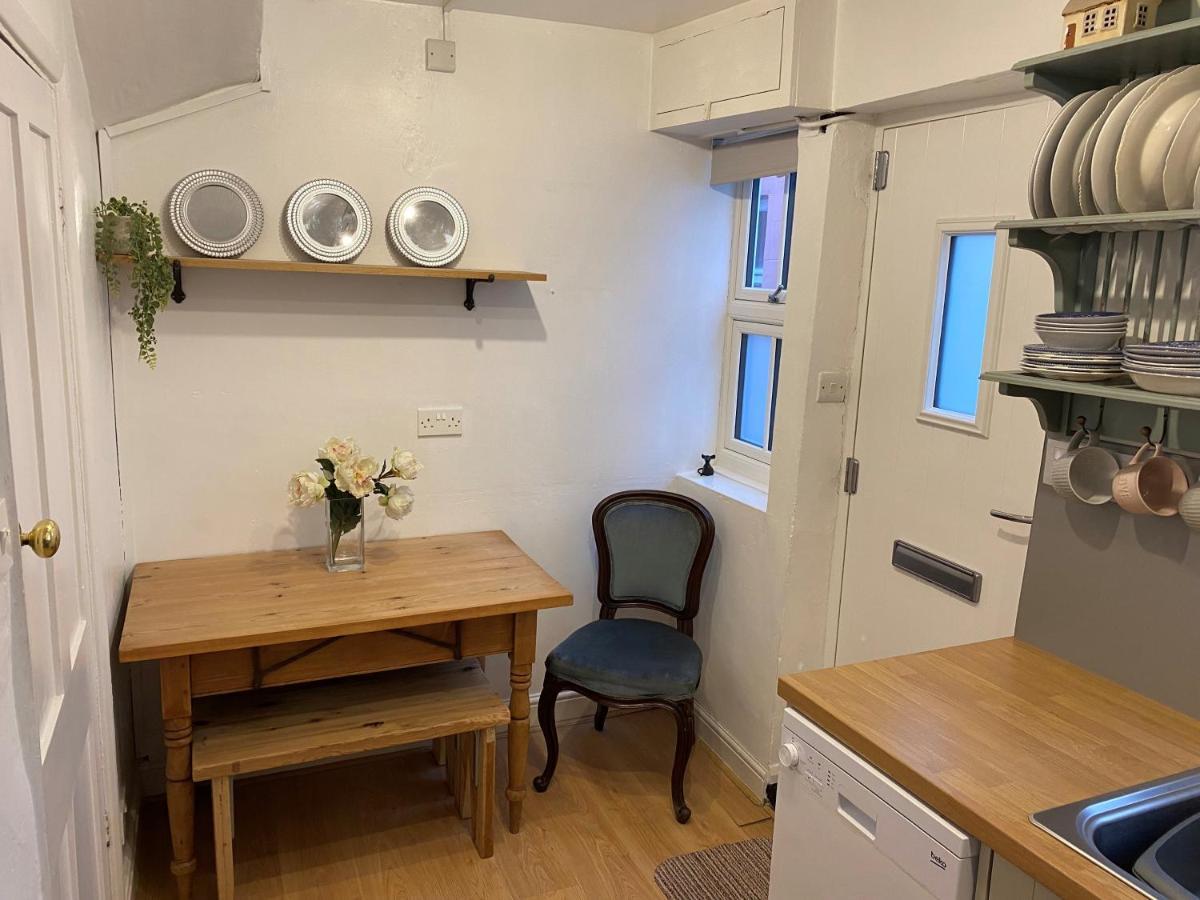 Demeter Cottage 휫비 외부 사진
